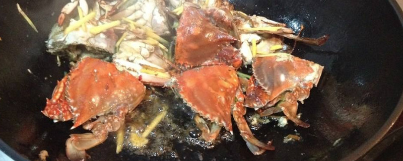 螃蟹可以和绿豆粥一起吃吗