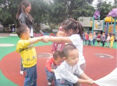 幼儿园游戏活动教案两例